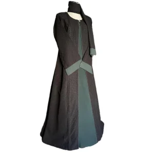 SALIHAAT Dark Green Cotton Linen Abaya Kaftan 3-Piece Set with Crepe Cape & Hijab - Size 52